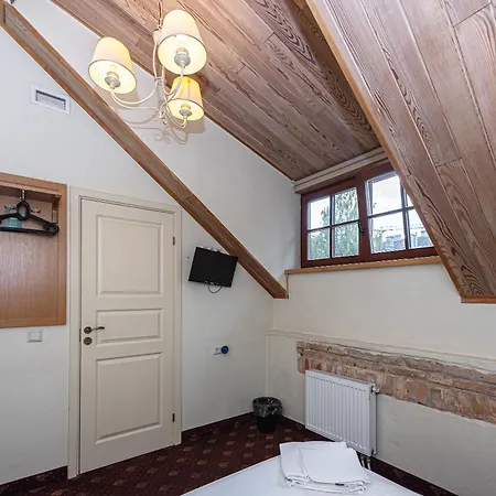 Alexa Old Town מלון