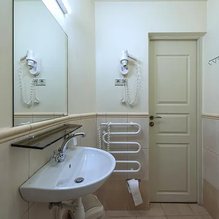 Alexa Old Town 3* וילנה